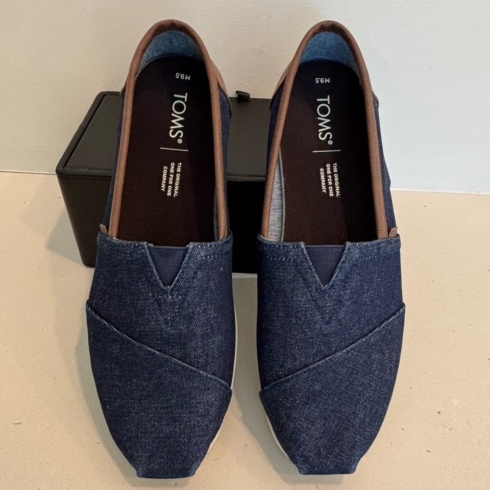 TOMS Men's Blue Slip-On Shoes